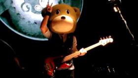 成人弹琴搞笑视频